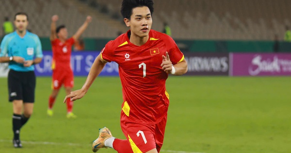 Đình Bắc cần AFF Cup để vươn tầm ngôi sao - hình ảnh - f168win.vip Đình Bắc cần AFF Cup để vươn tầm ngôi sao - hình ảnh - f168win.vip