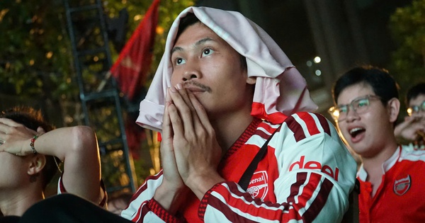 Diễn viên ‘Mưa đỏ’ thẫn thờ vì Arsenal bại trận! - hình ảnh - f168win.vip