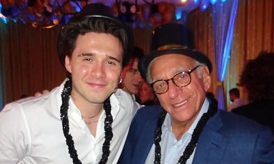 Brooklyn Beckham chúc sinh nhật bố vợ giữa tin đồn bất hòa gia đình - hình ảnh - f168win.vip