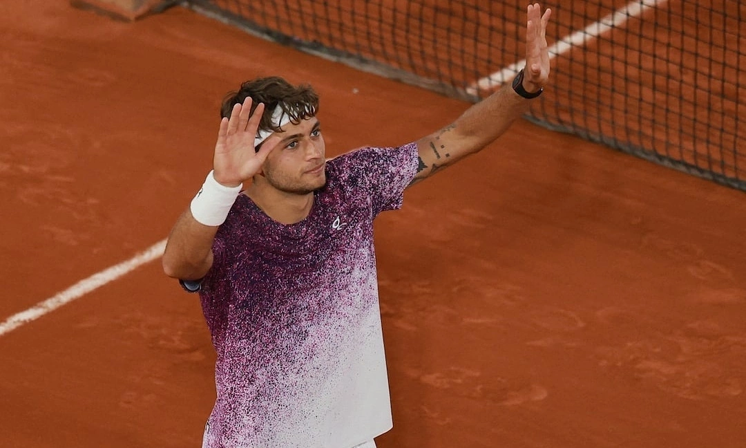 Cobolli nuôi mộng vô địch Roland Garros nhờ phòng tắm của Nadal - hình ảnh - f168win.vip