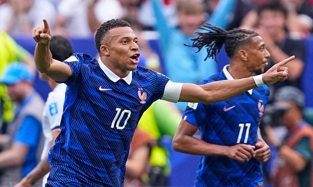 F168 cược thể thao: Mbappe bám sát Messi trong cuộc đua vua phá lưới World Cup - hình ảnh - f168win.vip
