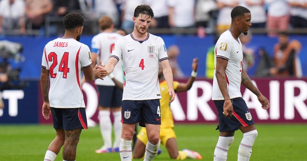 Declan Rice gây lo lắng cho đội tuyển Anh, HLV Tuchel cho cầu thủ đi chơi golf - hình ảnh - f168win.vip