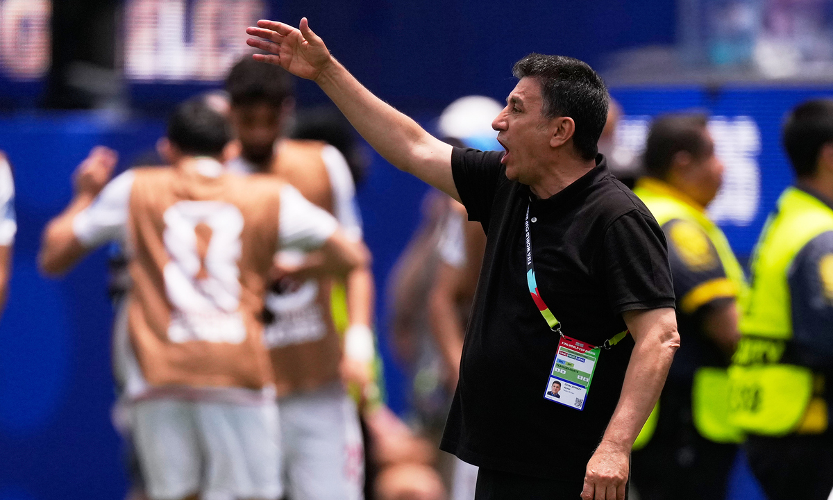 HLV Ghalenoei: ‘Iran bất bại là kỳ tích World Cup’ - hình ảnh - f168win.vip HLV Ghalenoei: ‘Iran bất bại là kỳ tích World Cup’ - hình ảnh - f168win.vip