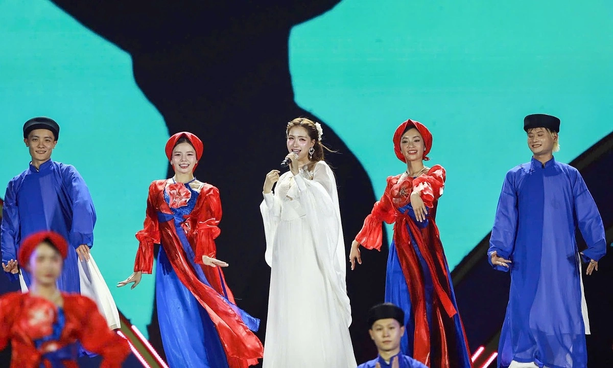 Nhà cái không chặn và tinh thần thanh xuân bùng cháy tại concert F168 - hình ảnh - f168win.vip Nhà cái không chặn và tinh thần thanh xuân bùng cháy tại concert F168 - hình ảnh - f168win.vip