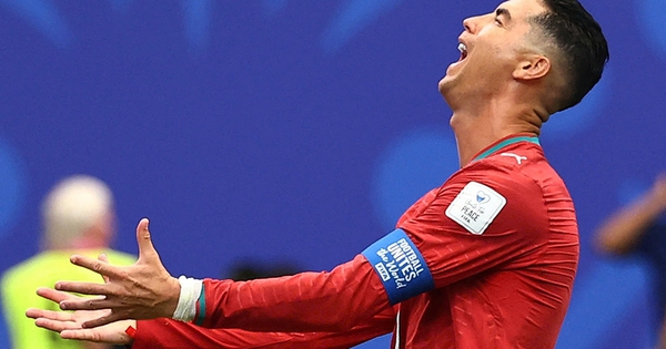Đến lúc Ronaldo nên ngồi dự bị? - hình ảnh - f168win.vip