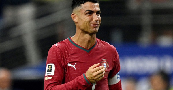 Ronaldo bất ngờ có động thái gây tranh cãi sau khi bị loại khỏi World Cup: góc nhìn mới cho người chơi Việt - hình ảnh - f168win.vip Ronaldo bất ngờ có động thái gây tranh cãi sau khi bị loại khỏi World Cup: góc nhìn mới cho người chơi Việt - hình ảnh - f168win.vip