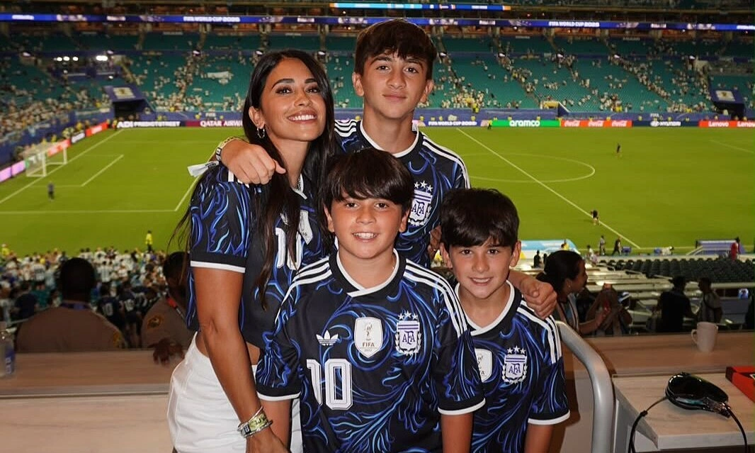 Nhà cái không chặn: Vợ Messi cổ vũ cuồng nhiệt sau chiến thắng nghẹt thở - hình ảnh - f168win.vip Nhà cái không chặn: Vợ Messi cổ vũ cuồng nhiệt sau chiến thắng nghẹt thở - hình ảnh - f168win.vip