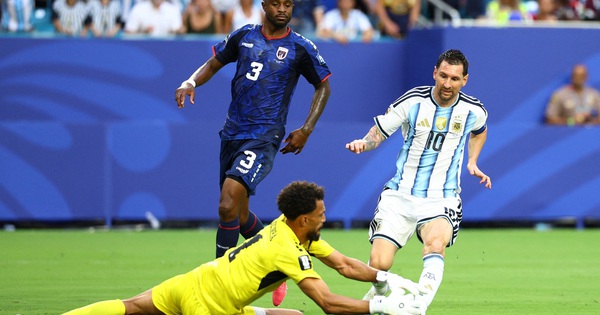 F168 eSports: Messi chia sẻ bất ngờ sau khi bị cầu thủ Cabo Verde ‘tấn công’ xin chữ ký - hình ảnh - f168win.vip