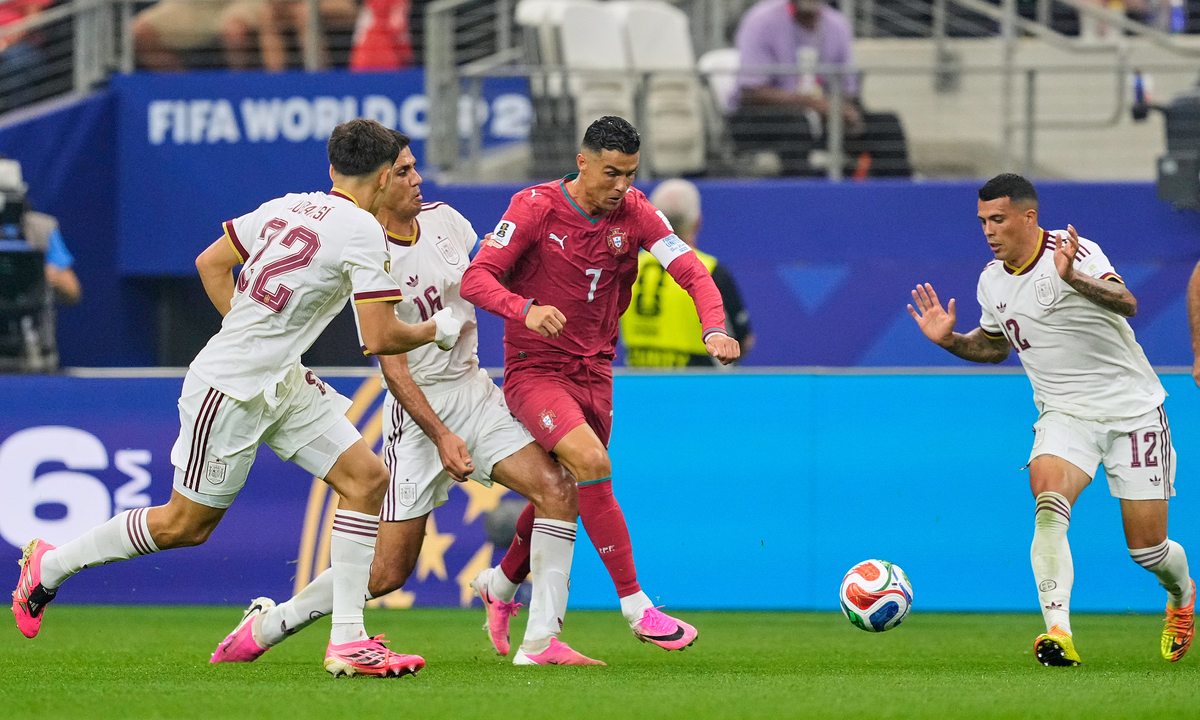 F168 link dự phòng: Ronaldo bị chấm điểm thấp nhất sau thất bại trước Tây Ban Nha - hình ảnh - f168win.vip F168 link dự phòng: Ronaldo bị chấm điểm thấp nhất sau thất bại trước Tây Ban Nha - hình ảnh - f168win.vip
