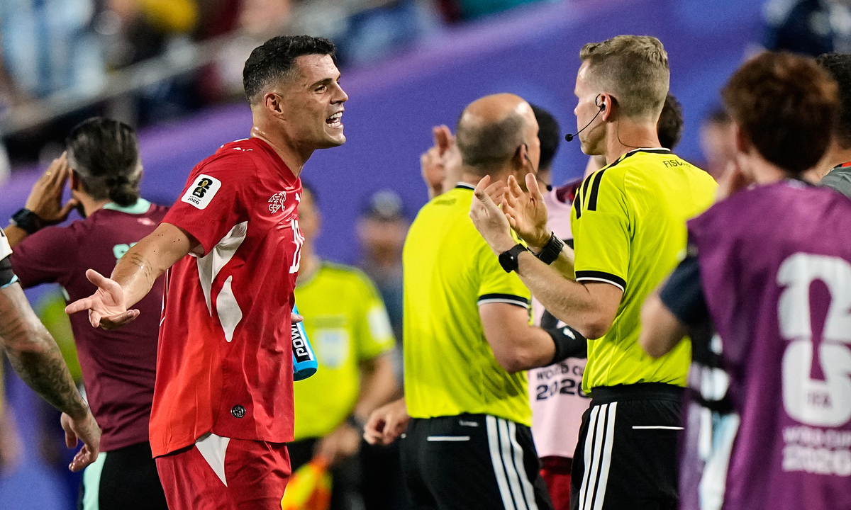 Đội trưởng Thụy Sĩ: ‘Trọng tài phá hỏng trận đấu với Argentina’: góc nhìn mới cho người chơi Việt - hình ảnh - f168win.vip